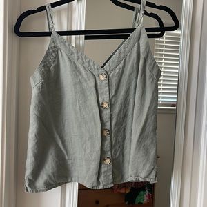 Tank top size medium